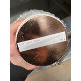 Paddywax GLOW IVORY COTTON & TEAK Mirisna svijeća s 3 fitilja i bakrenim poklopcem (17 oz / 482 g)