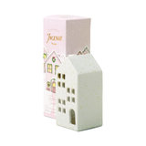Paddywax Incense Holiday Village Ceramic - bijela kućica za 20 čunjeva tamjana - duhan od tikovine