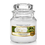 Aromatična svijeća Classic small Camellia Blossom 104 g