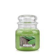 Country Candle Sage & Cedar mirisna svijeća srednja 2 fitilja (453 g)