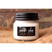 MILKHOUSE CANDLE Saddle Shop mirisna svijeća Farmhouse Jar (198 g)