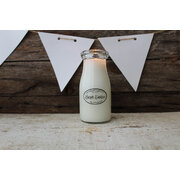 MILKHOUSE CANDLE Barn Dance mirisna svijeća MILKBOTTLE (227 g)