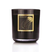 Kringle Candle BLACK LINE Venom mirisna svijeća velika 2 fitilja (340 g)