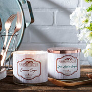 Kringle Candle FARMHOUSE Green Apple & Arugula mirisna svijeća 411g