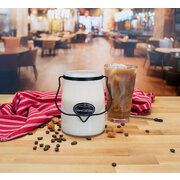 MILKHOUSE CANDLE Caramel Cold Brew mirisna svijeća BUTTER JAR (624 g)